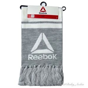 NWT Reebok Rally Scarf